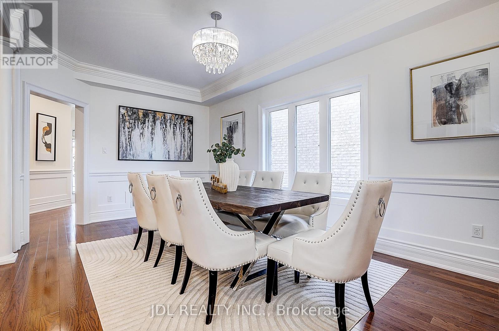26 Santa Amato Crescent, Vaughan, Ontario  L4J 0C4 - Photo 11 - N12466656