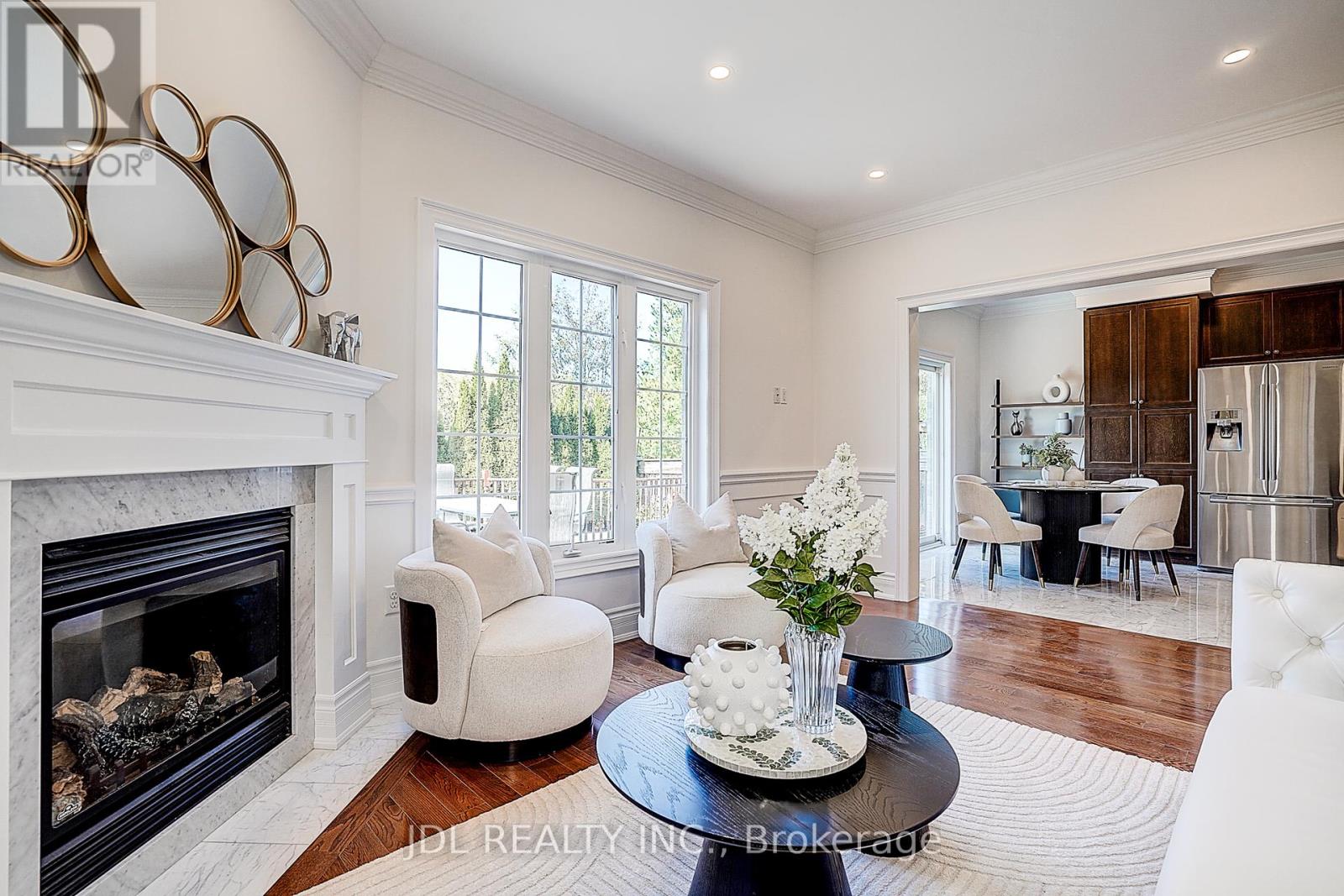 26 Santa Amato Crescent, Vaughan, Ontario  L4J 0C4 - Photo 14 - N12466656