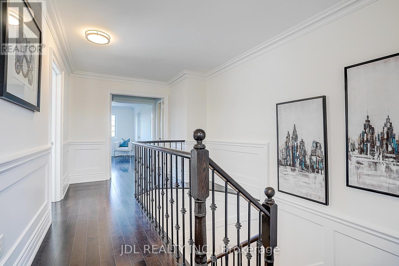 26 Santa Amato Crescent, Vaughan, Ontario  L4J 0C4 - Photo 25 - N12466656
