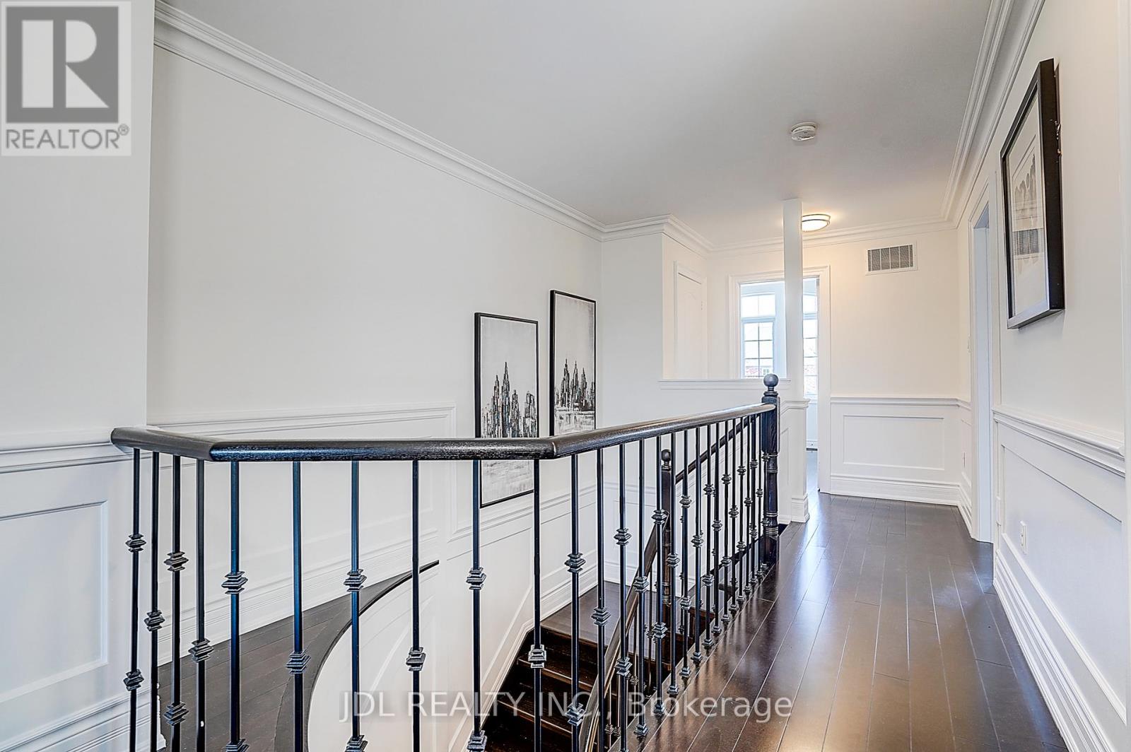 26 Santa Amato Crescent, Vaughan, Ontario  L4J 0C4 - Photo 26 - N12466656
