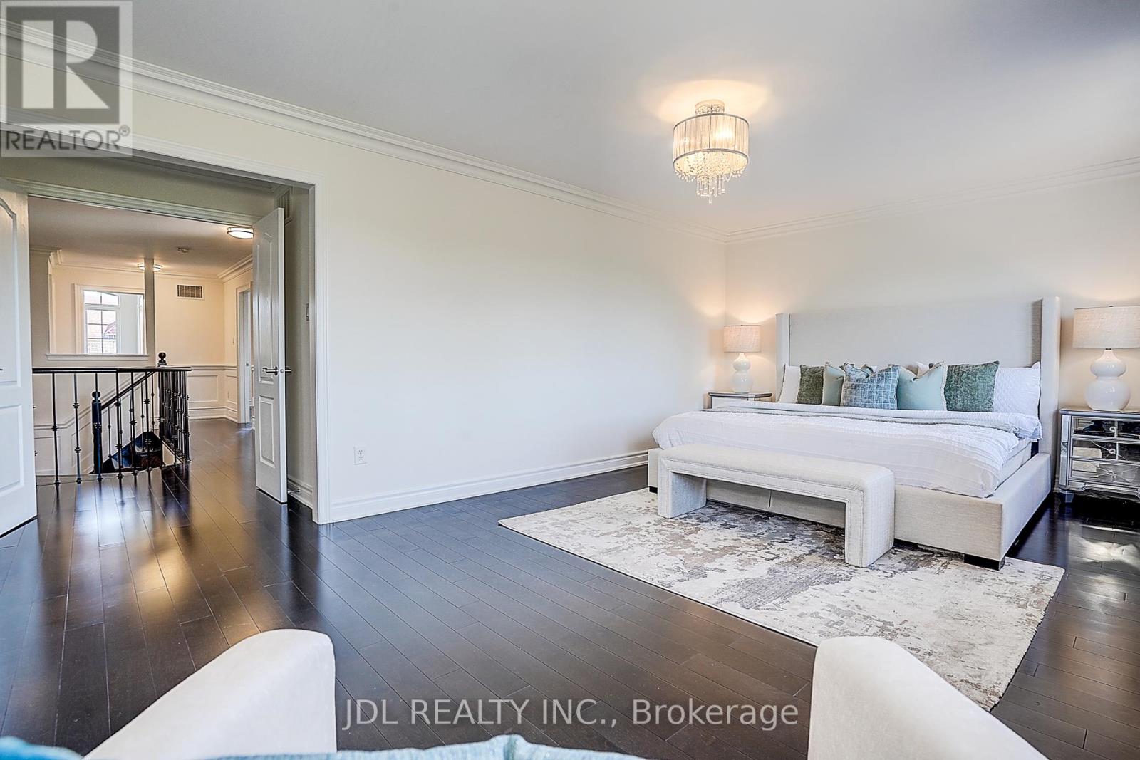 26 Santa Amato Crescent, Vaughan, Ontario  L4J 0C4 - Photo 29 - N12466656