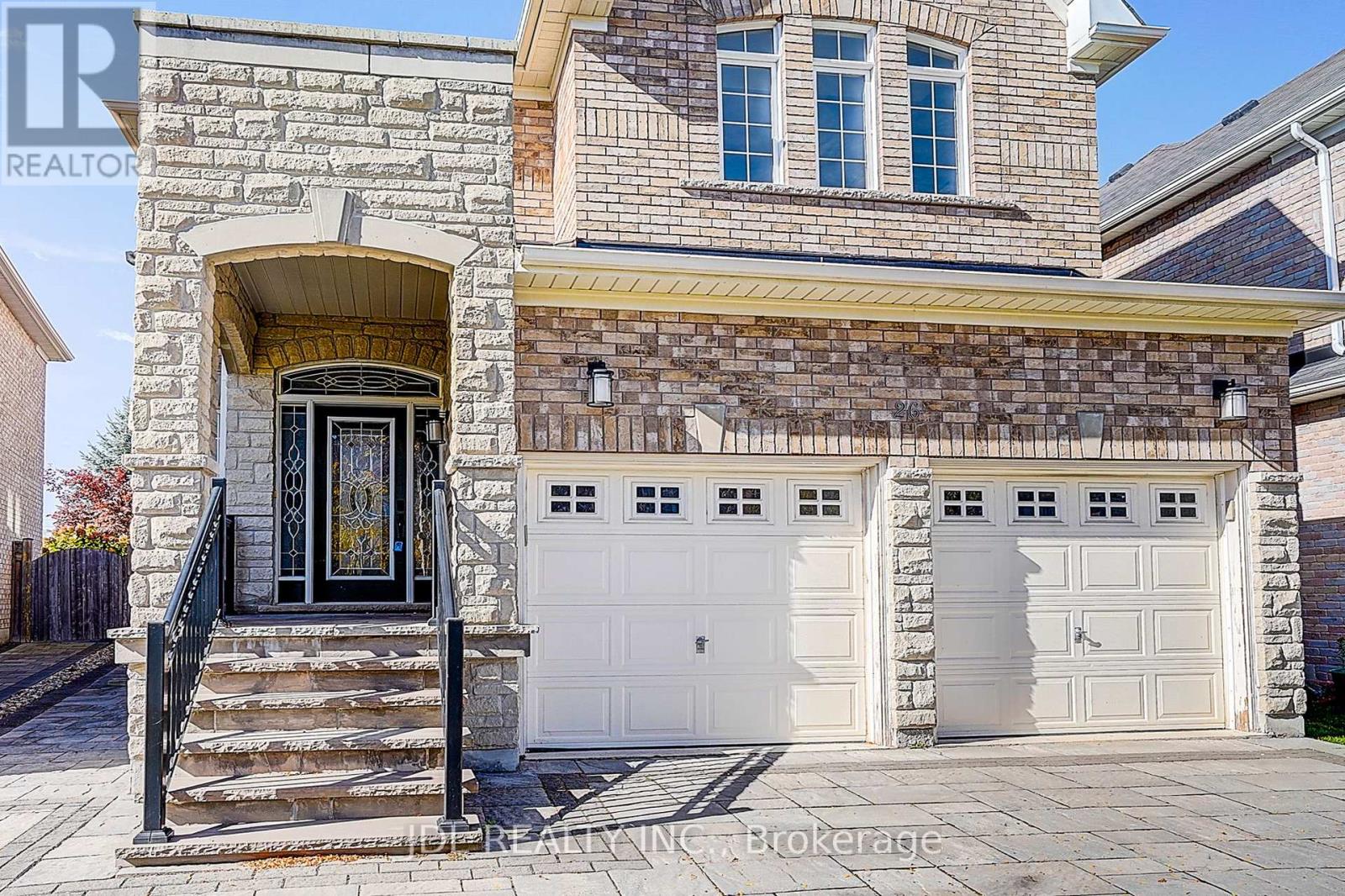26 Santa Amato Crescent, Vaughan, Ontario  L4J 0C4 - Photo 3 - N12466656