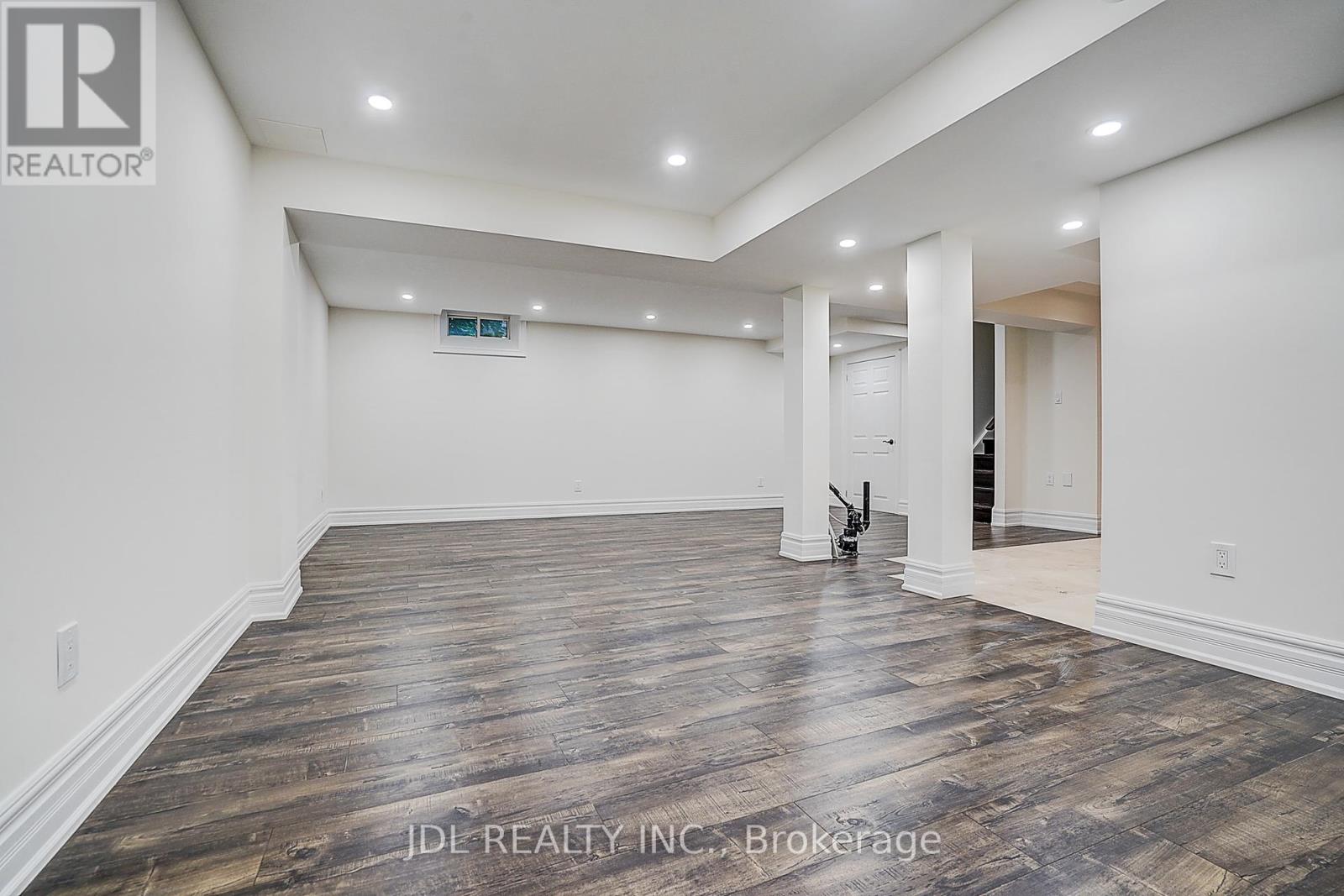 26 Santa Amato Crescent, Vaughan, Ontario  L4J 0C4 - Photo 44 - N12466656