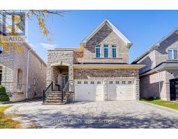 26 SANTA AMATO CRESCENT, Vaughan, Ontario