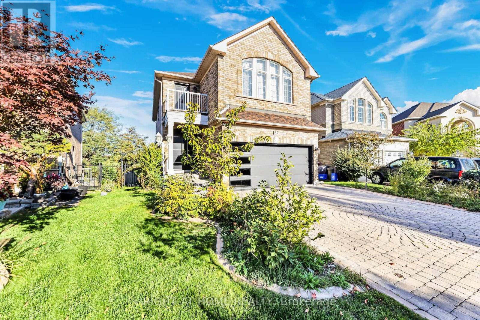 57 Calera Crescent, Vaughan, Ontario  L4H 1V9 - Photo 2 - N12466674