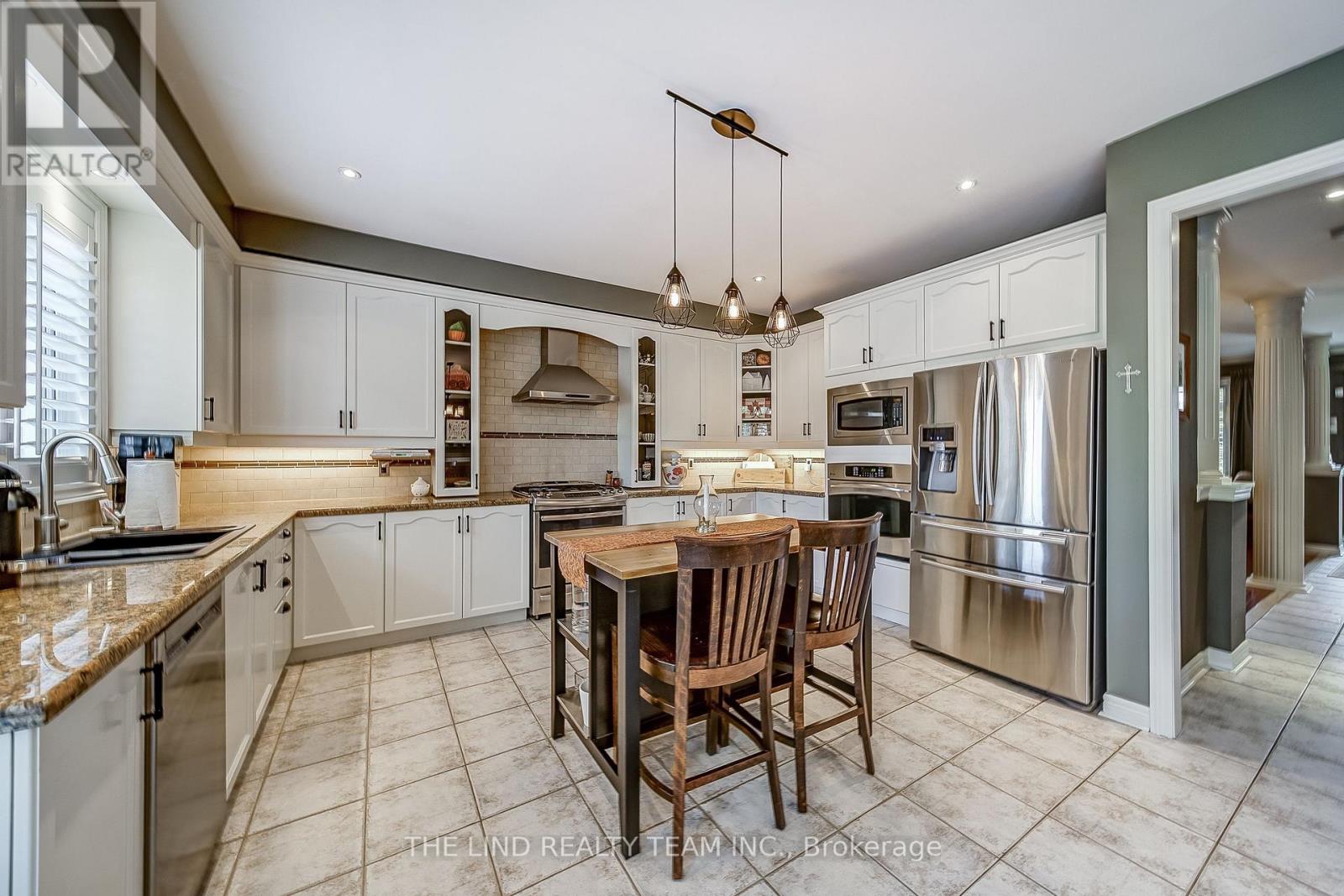 276 Willis Drive, Aurora, Ontario  L4G 7M3 - Photo 18 - N12466707
