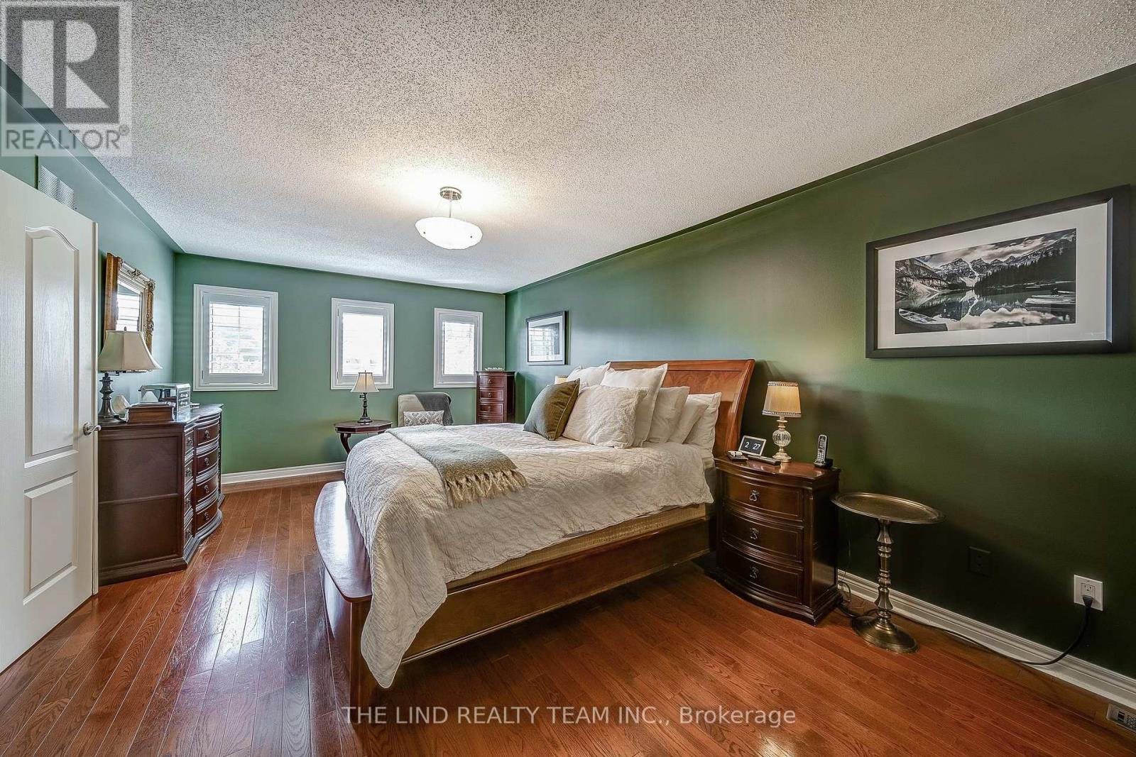 276 Willis Drive, Aurora, Ontario  L4G 7M3 - Photo 23 - N12466707