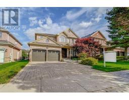 276 WILLIS DRIVE, Aurora, Ontario