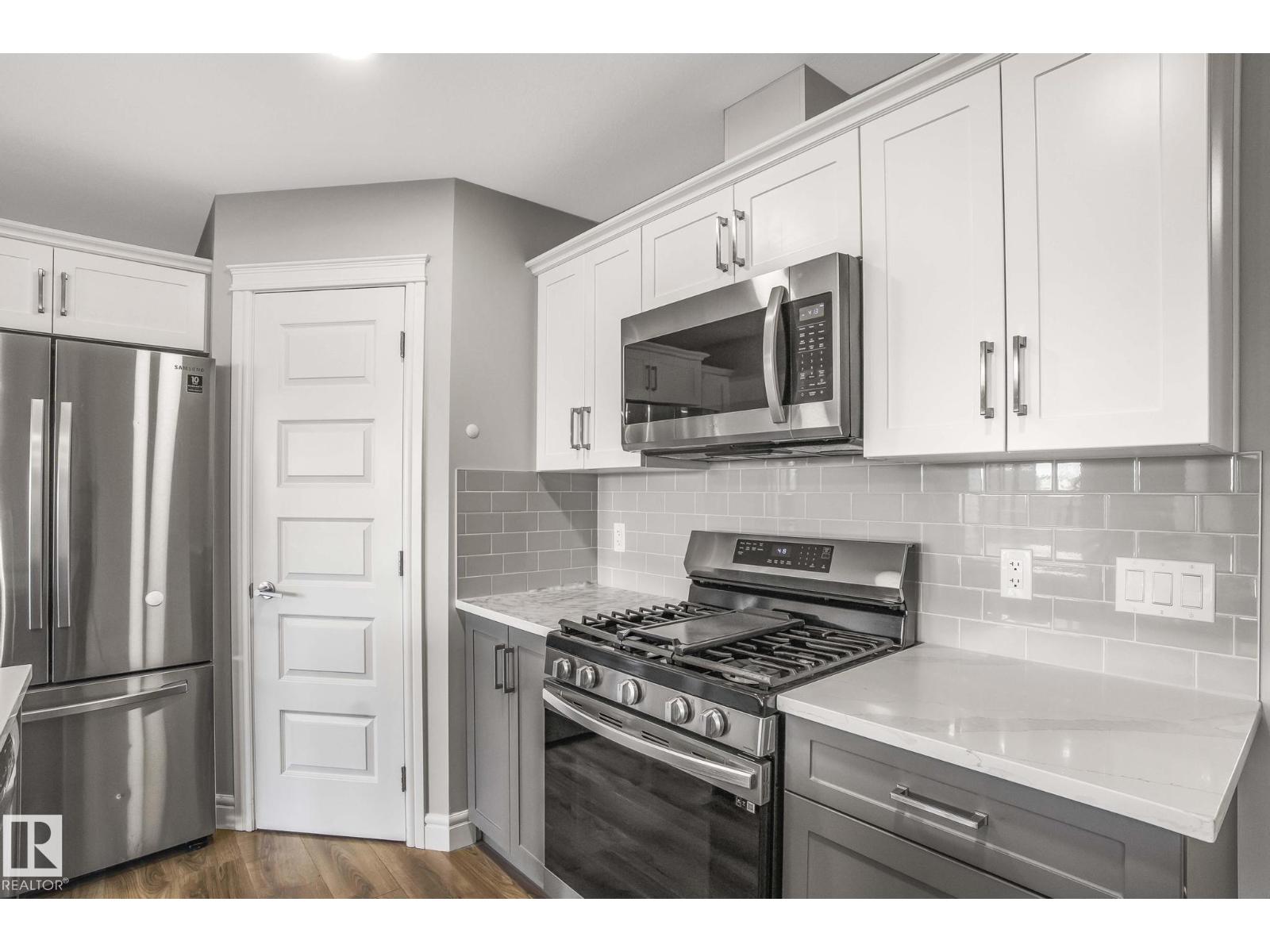 7615 Koruluk Pl Sw, Edmonton, Alberta  T6W 4R7 - Photo 11 - E4462374