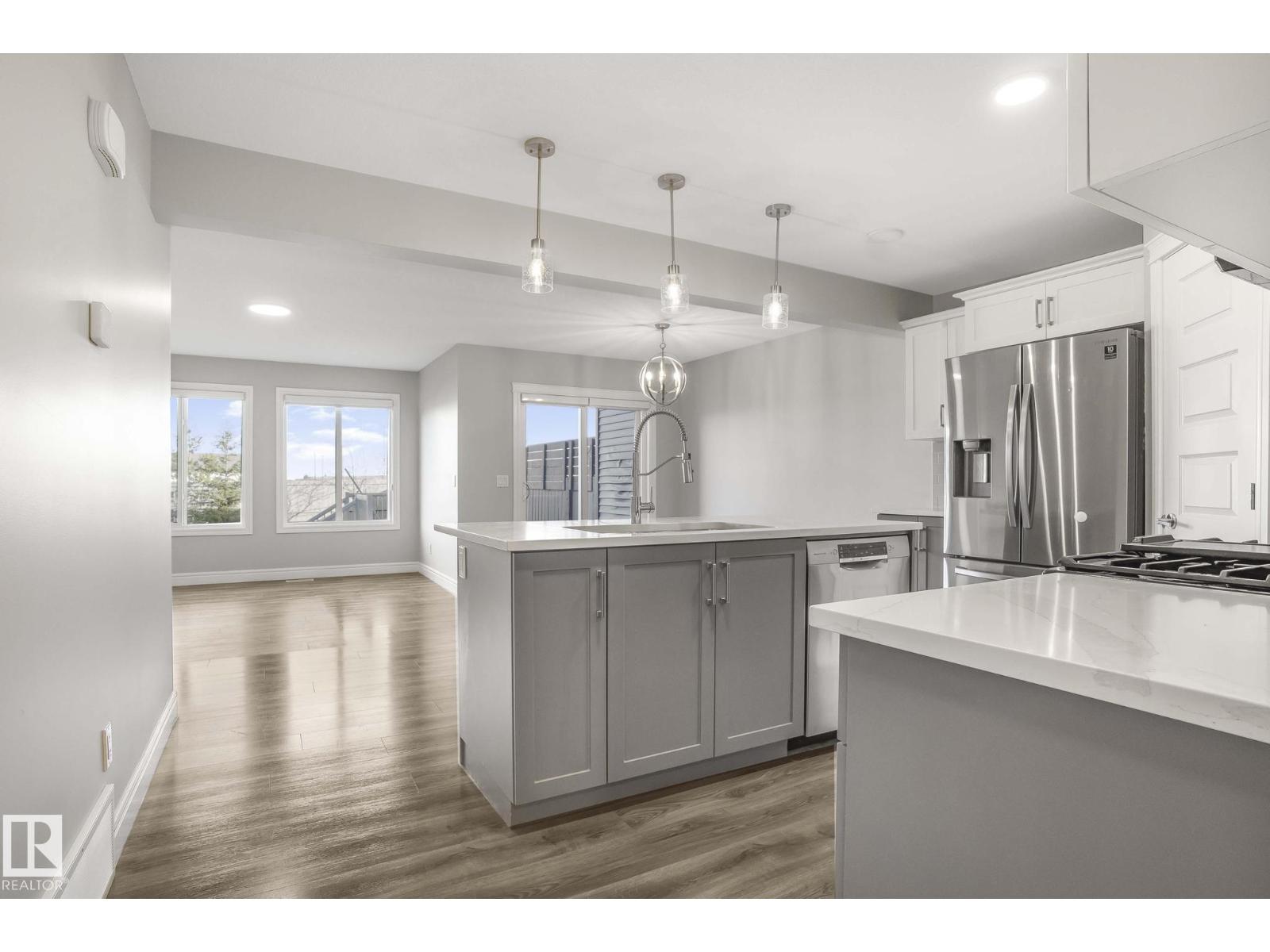 7615 Koruluk Pl Sw, Edmonton, Alberta  T6W 4R7 - Photo 7 - E4462374