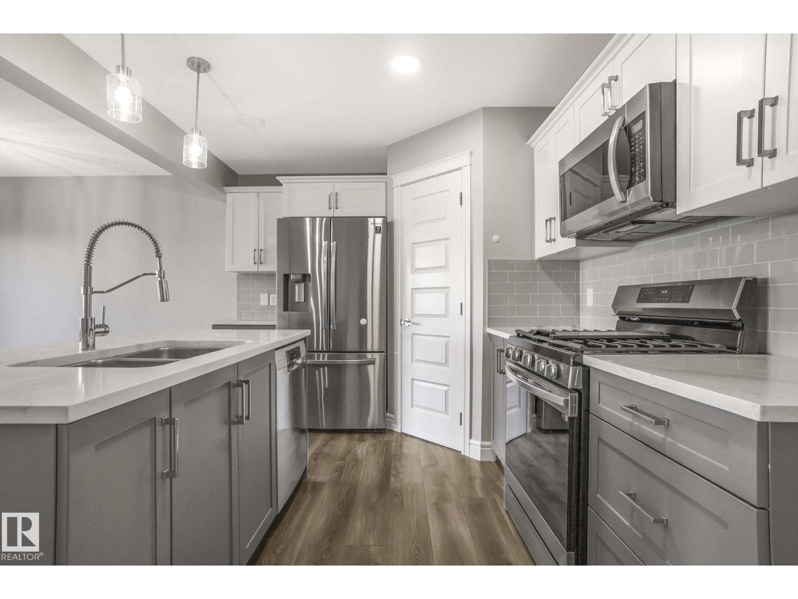 7615 Koruluk Pl Sw, Edmonton, Alberta  T6W 4R7 - Photo 8 - E4462374