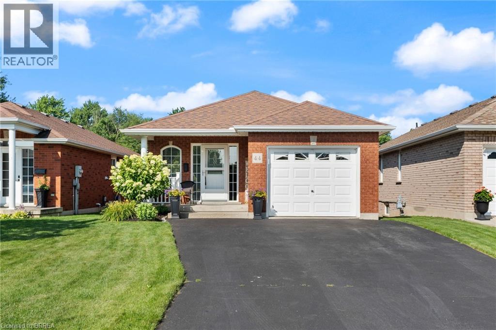 44 Macpherson Drive, Paris, Ontario  N3L 4C8 - Photo 2 - 40779469