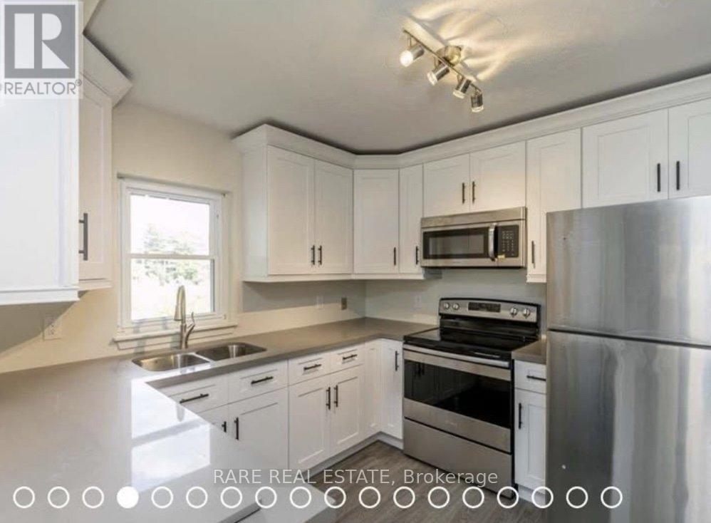 4 - 252 Steel Street, Barrie (Grove East), Ontario  L4M 2G9 - Photo 3 - S12466575