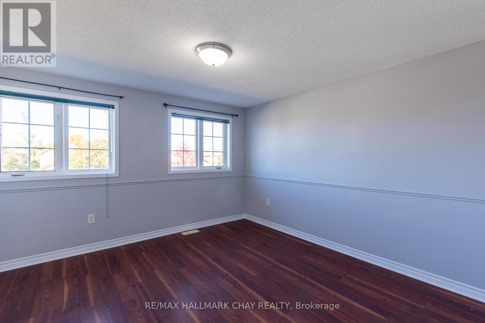 23 Srigley Street, Barrie, Ontario  L4N 0L9 - Photo 14 - S12466665