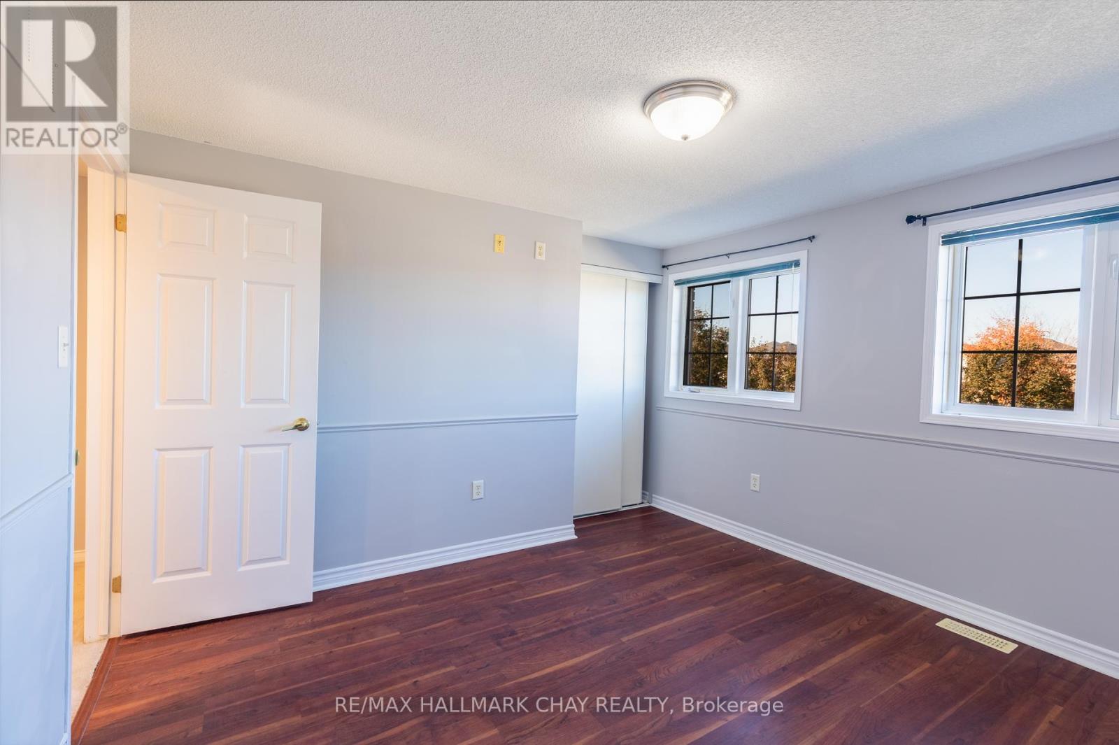 23 Srigley Street, Barrie, Ontario  L4N 0L9 - Photo 15 - S12466665