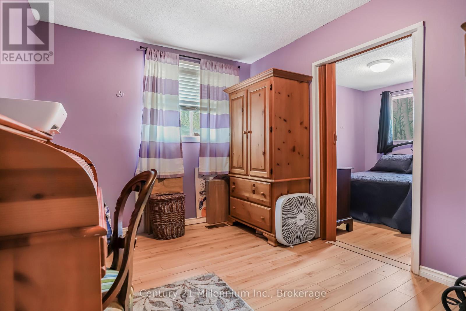 152 Frederick Drive, Wasaga Beach, Ontario  L9Z 1P1 - Photo 15 - S12228149