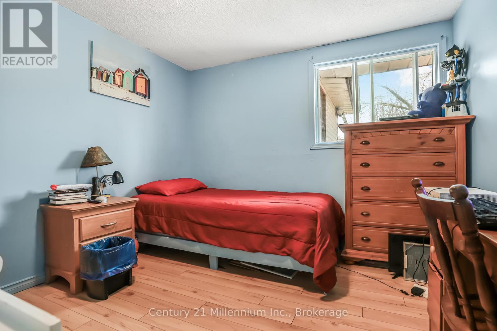 152 Frederick Drive, Wasaga Beach, Ontario  L9Z 1P1 - Photo 14 - S12228149