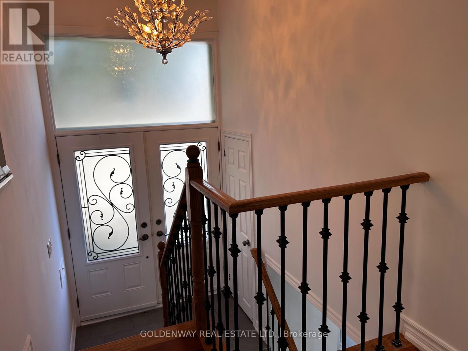 271 Iredale Road, Richmond Hill, Ontario  L4C 4R5 - Photo 4 - N12465166
