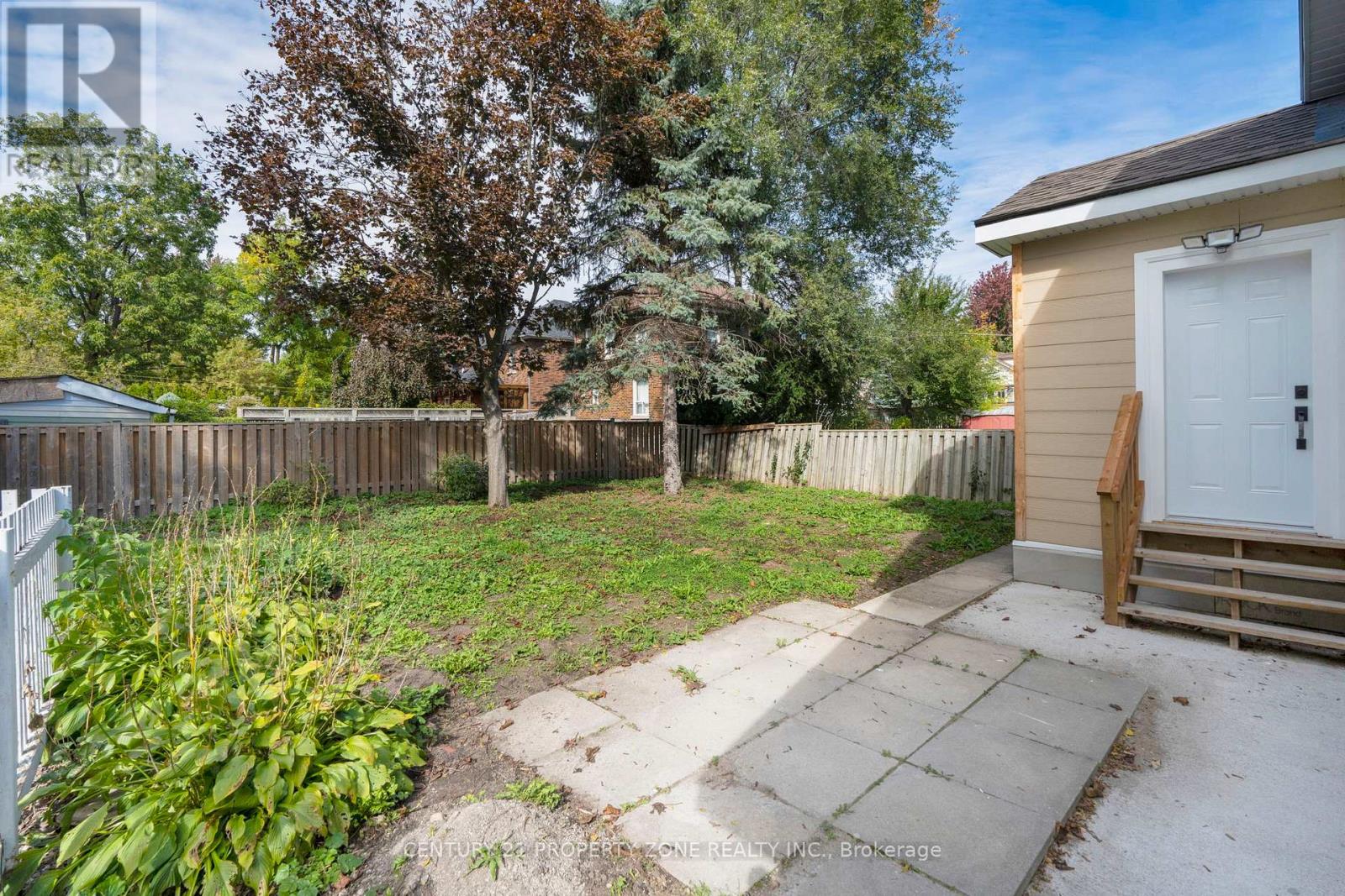 72 Nelson Street E, Brampton, Ontario  L6V 1E2 - Photo 34 - W12466560