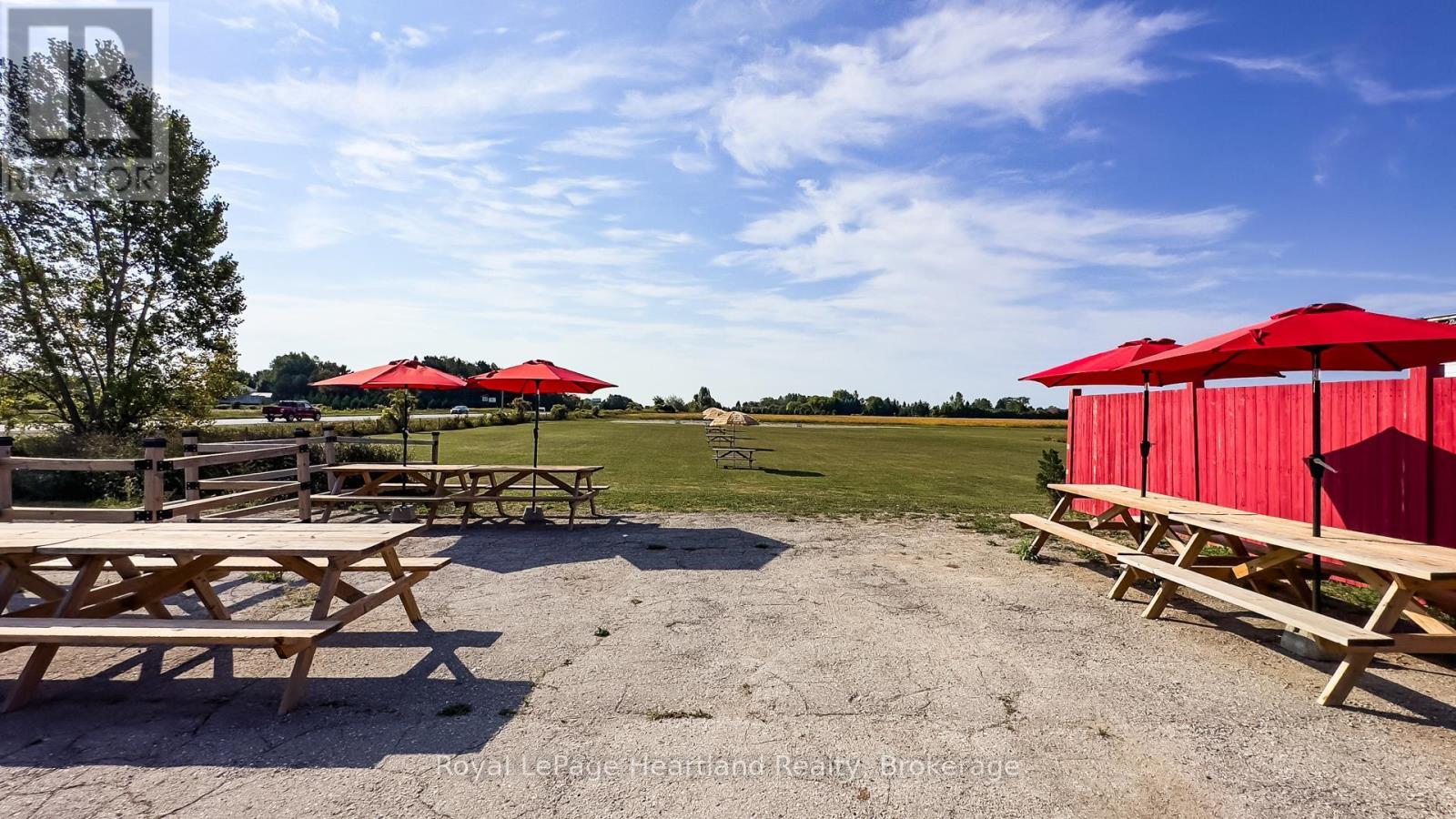 81643 Bluewater Highway, Ashfield-Colborne-Wawanosh, Ontario  N7A 3Y2 - Photo 38 - X12422789