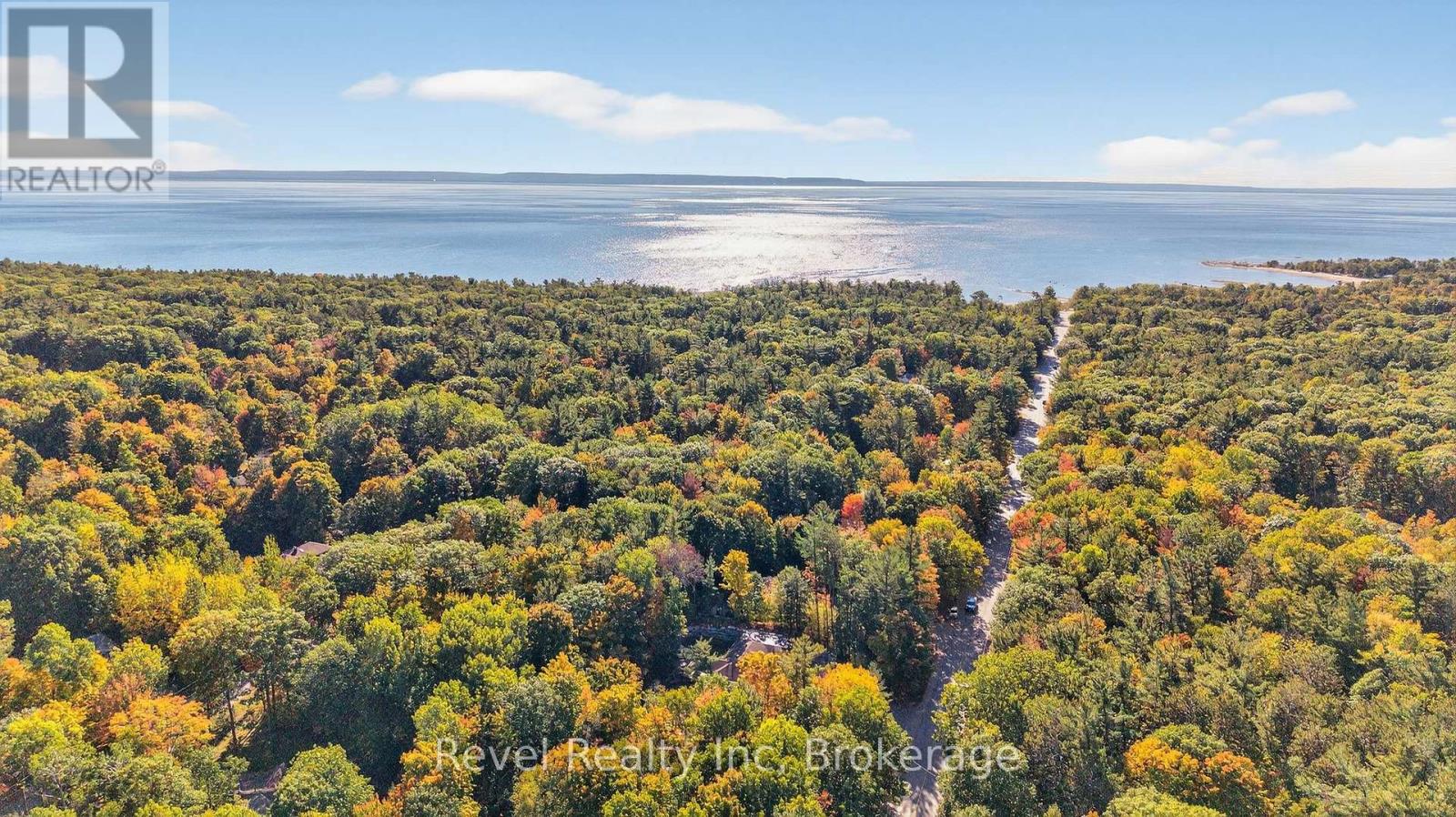 683 Lafontaine Road, Tiny, Ontario  L9M 0L6 - Photo 4 - S12466729