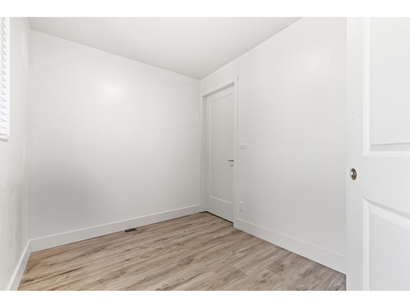 7294 129b Street, Surrey, British Columbia  V3W 6Z8 - Photo 13 - R3059253