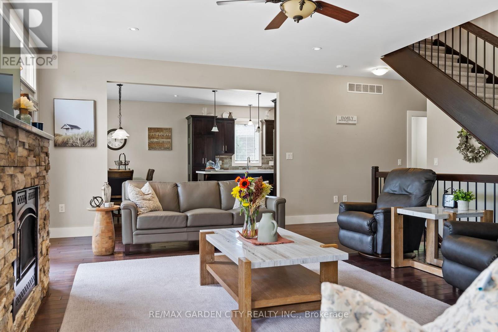 411 Read Road, Niagara-On-The-Lake, Ontario  L0S 1J0 - Photo 18 - X12454361