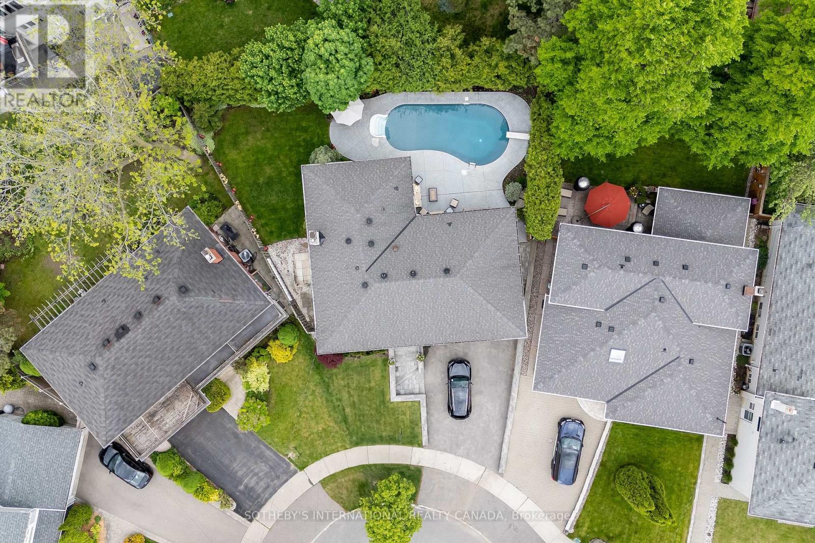 7 Welbrooke Place, Toronto (Islington-City Centre West), Ontario  M9B 5A3 - Photo 42 - W12466571