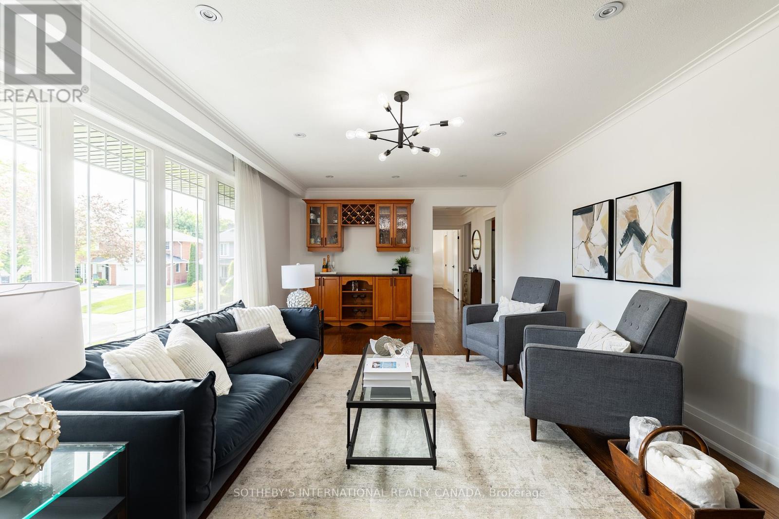 7 Welbrooke Place, Toronto (Islington-City Centre West), Ontario  M9B 5A3 - Photo 7 - W12466571