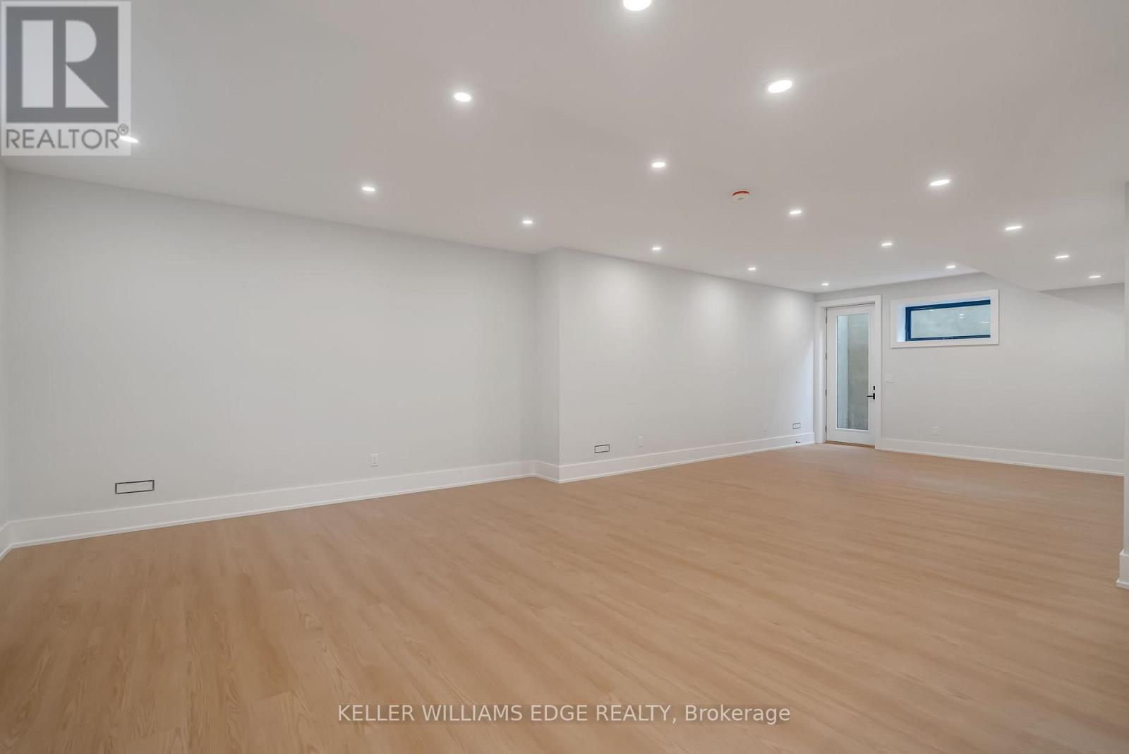 144 Mansfield Drive, Oakville (Cp College Park), Ontario  L6H 1K4 - Photo 19 - W12466584