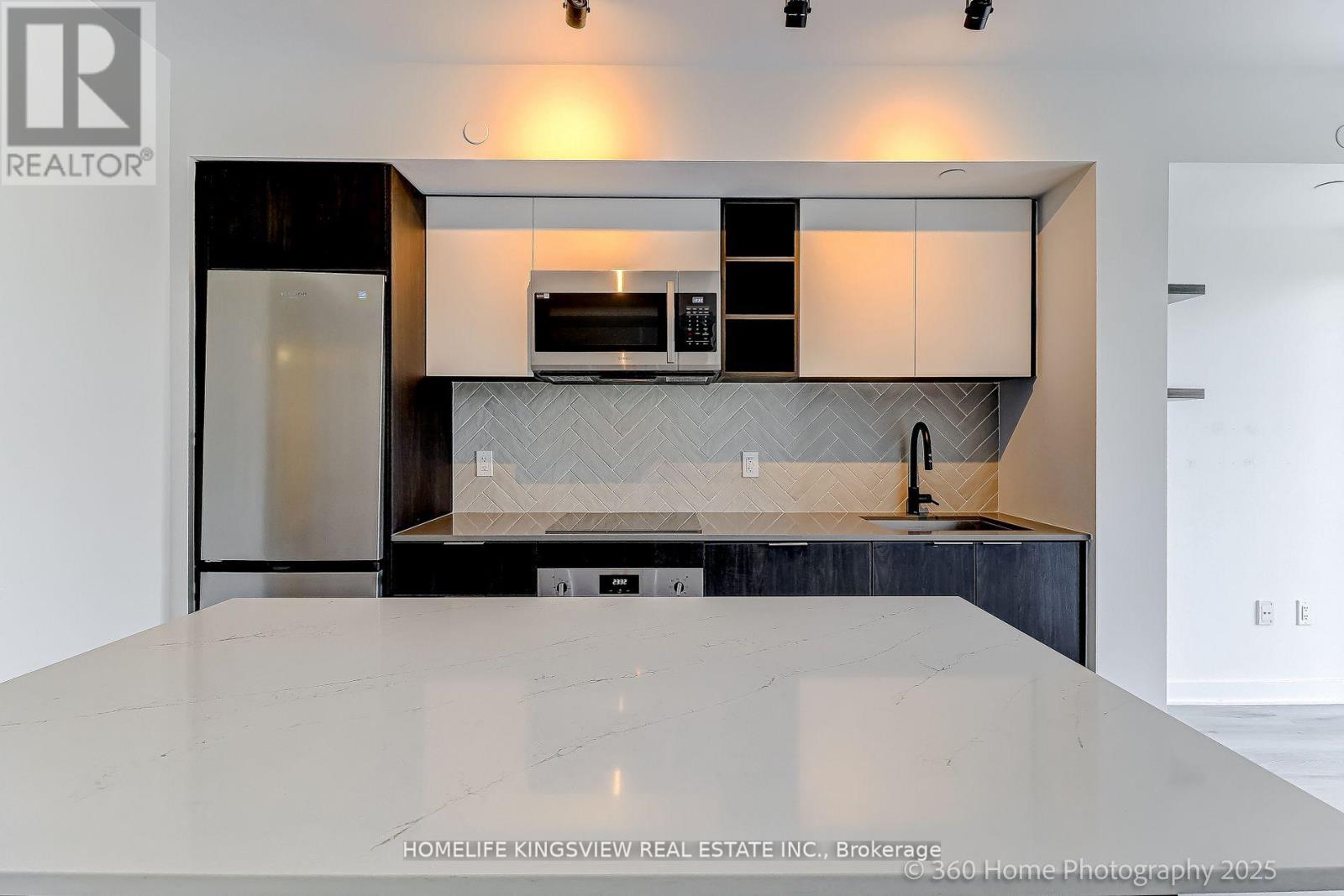 319 - 36 Zorra Street, Toronto, Ontario  M8Z 0G5 - Photo 10 - W12466594