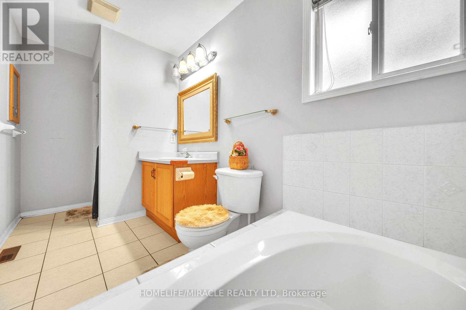 19 Culture Crescent, Brampton, Ontario  L6X 4V4 - Photo 23 - W12466621