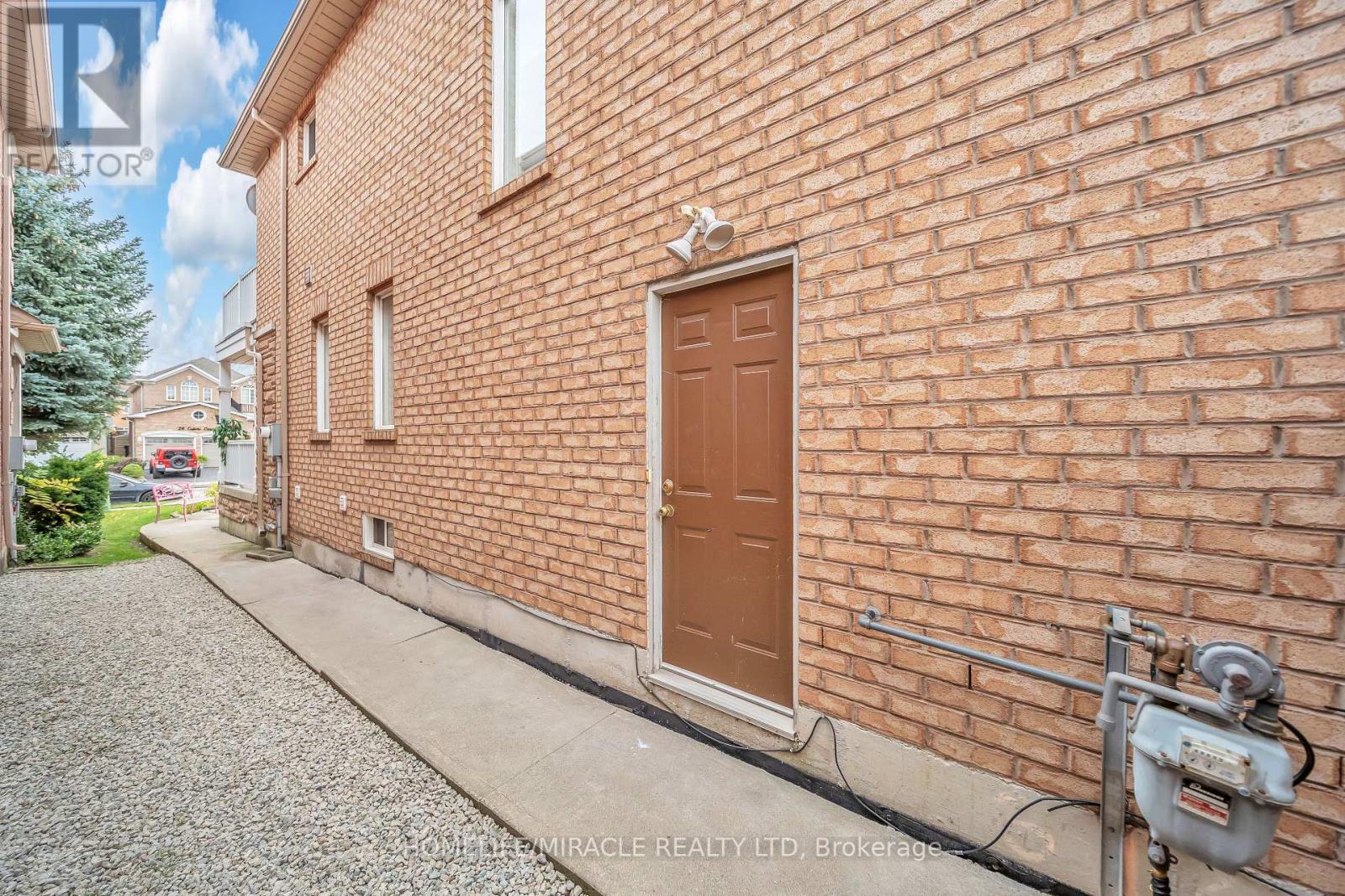 19 Culture Crescent, Brampton, Ontario  L6X 4V4 - Photo 42 - W12466621