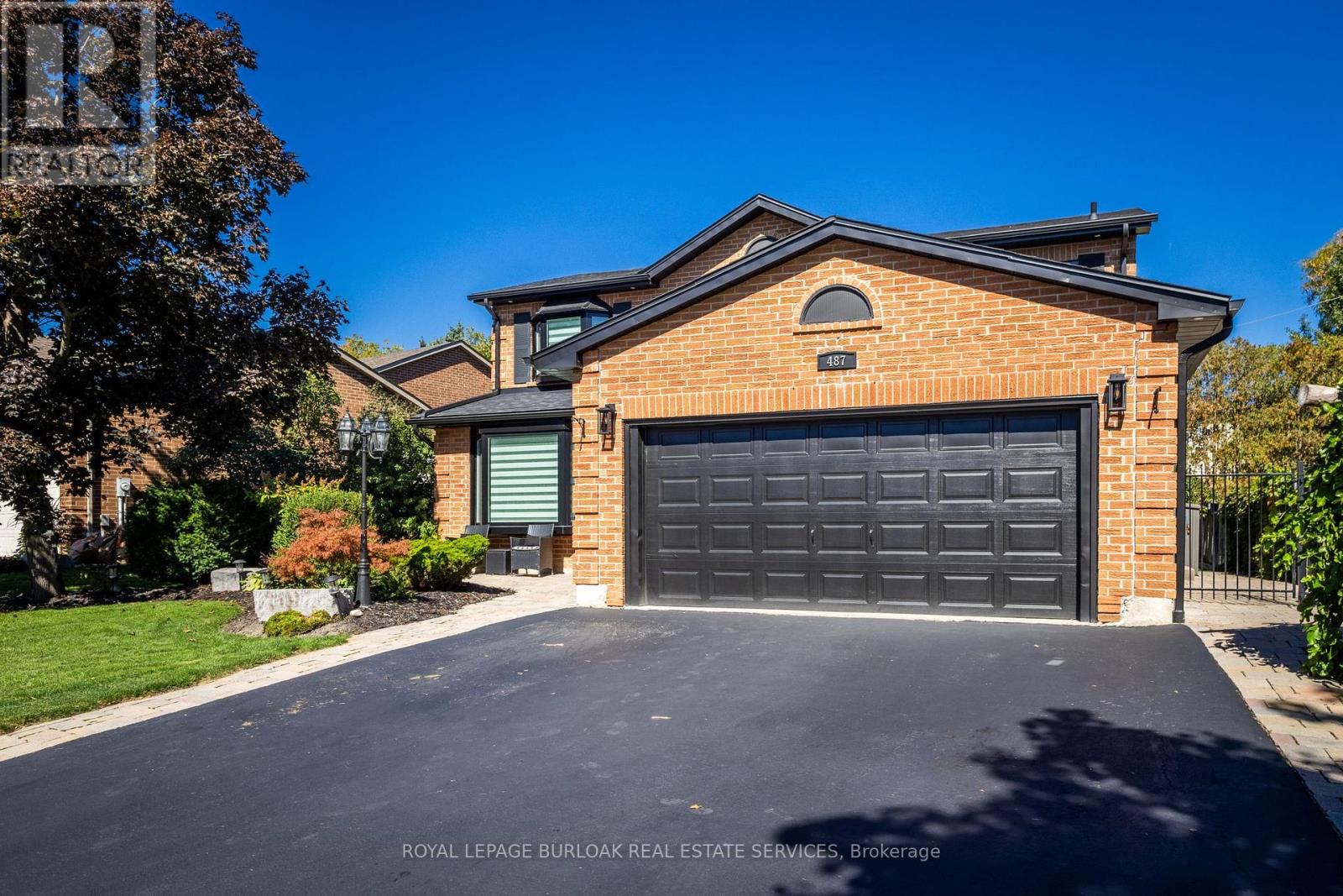 487 White Drive, Milton, Ontario  L9T 4G3 - Photo 2 - W12466637