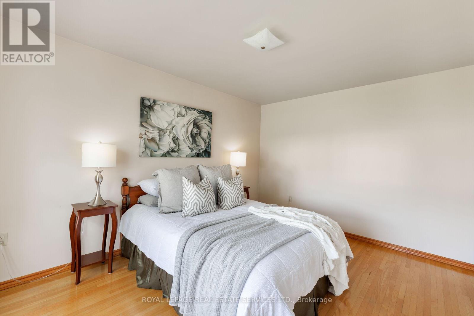 339 Woodale Avenue, Oakville, Ontario  L6K 2N8 - Photo 21 - W12466658