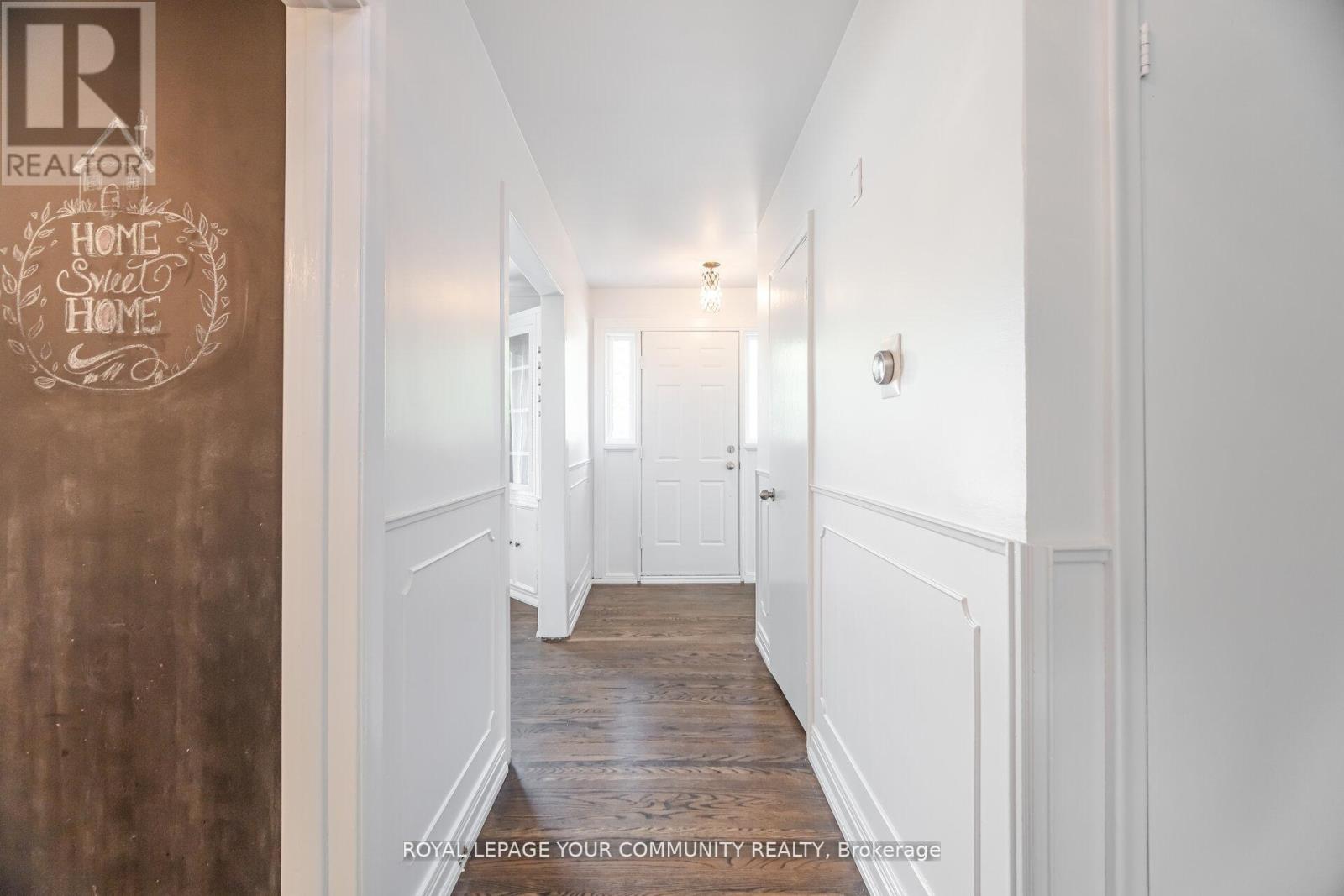 1286 Kipling Avenue, Toronto, Ontario  M9B 3N5 - Photo 4 - W12466662