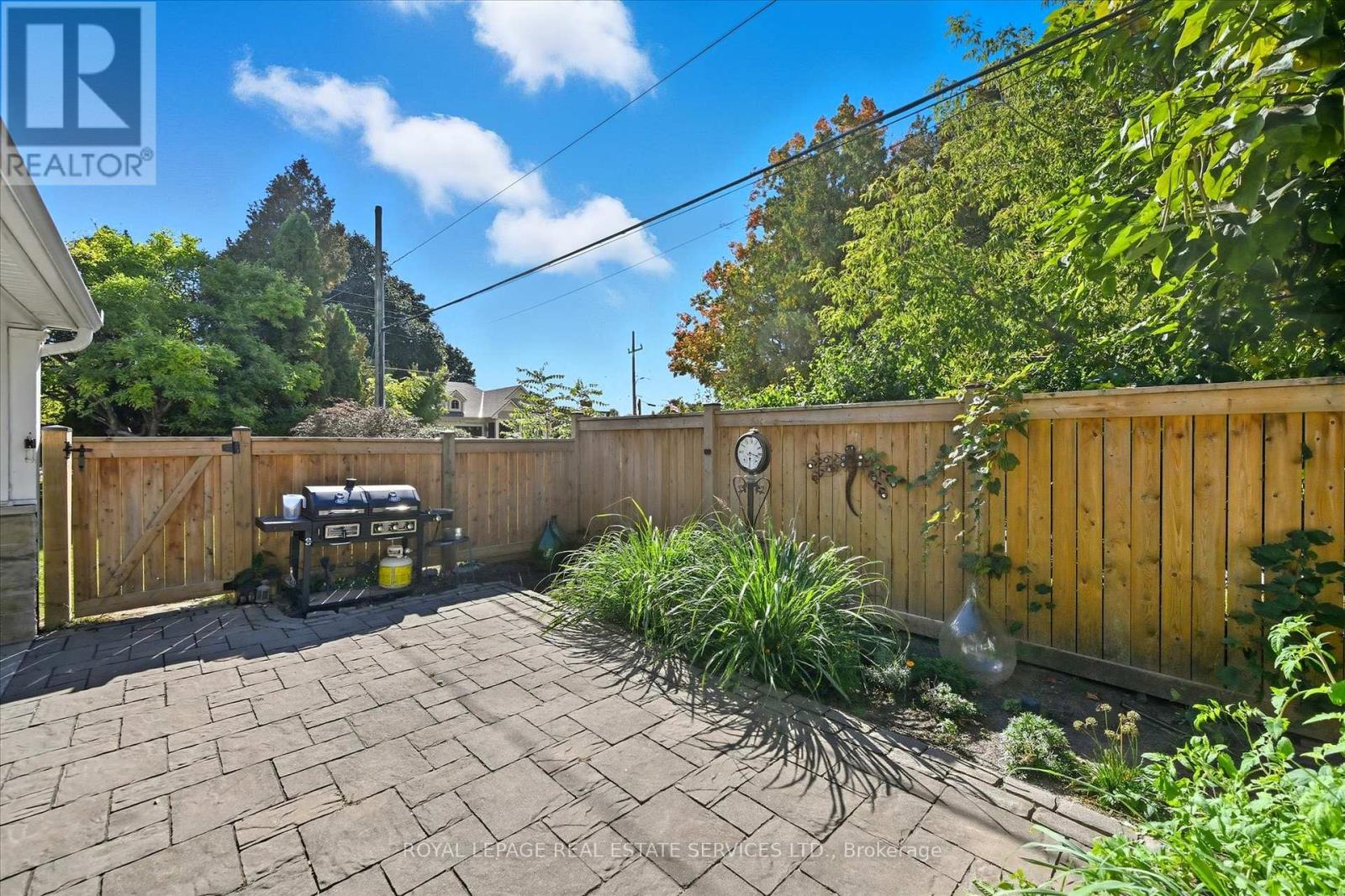 677 Greenwood Drive, Burlington, Ontario  L7T 3P4 - Photo 43 - W12466669