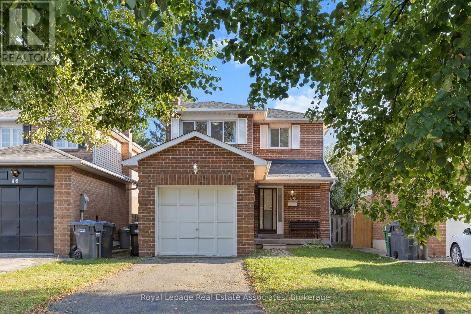 48 SUMMERTIME COURT, Brampton, Ontario