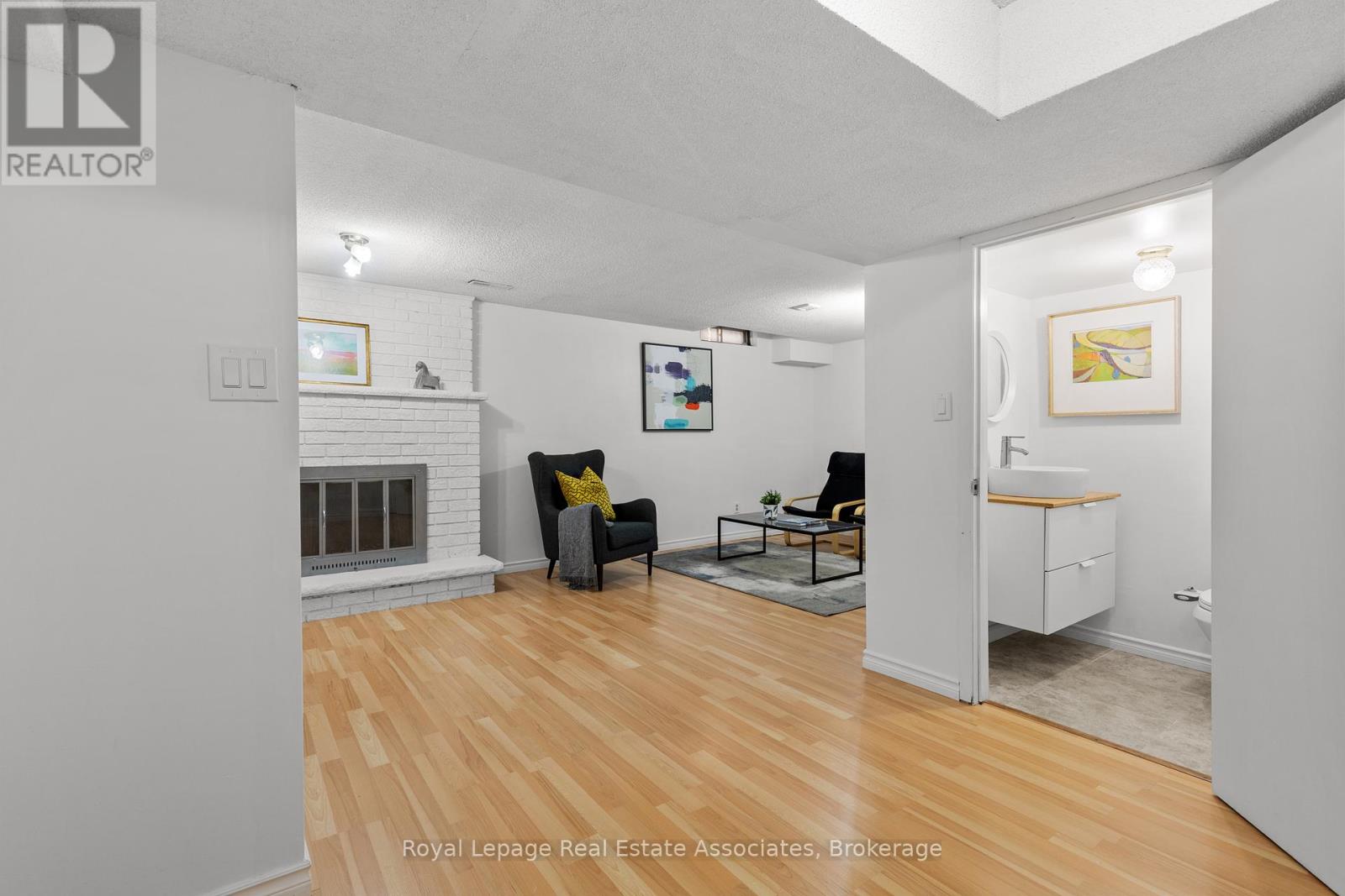 48 Summertime Court, Brampton, Ontario  L6Z 2B4 - Photo 15 - W12466680