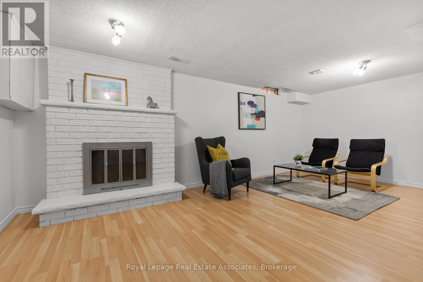 48 Summertime Court, Brampton, Ontario  L6Z 2B4 - Photo 17 - W12466680
