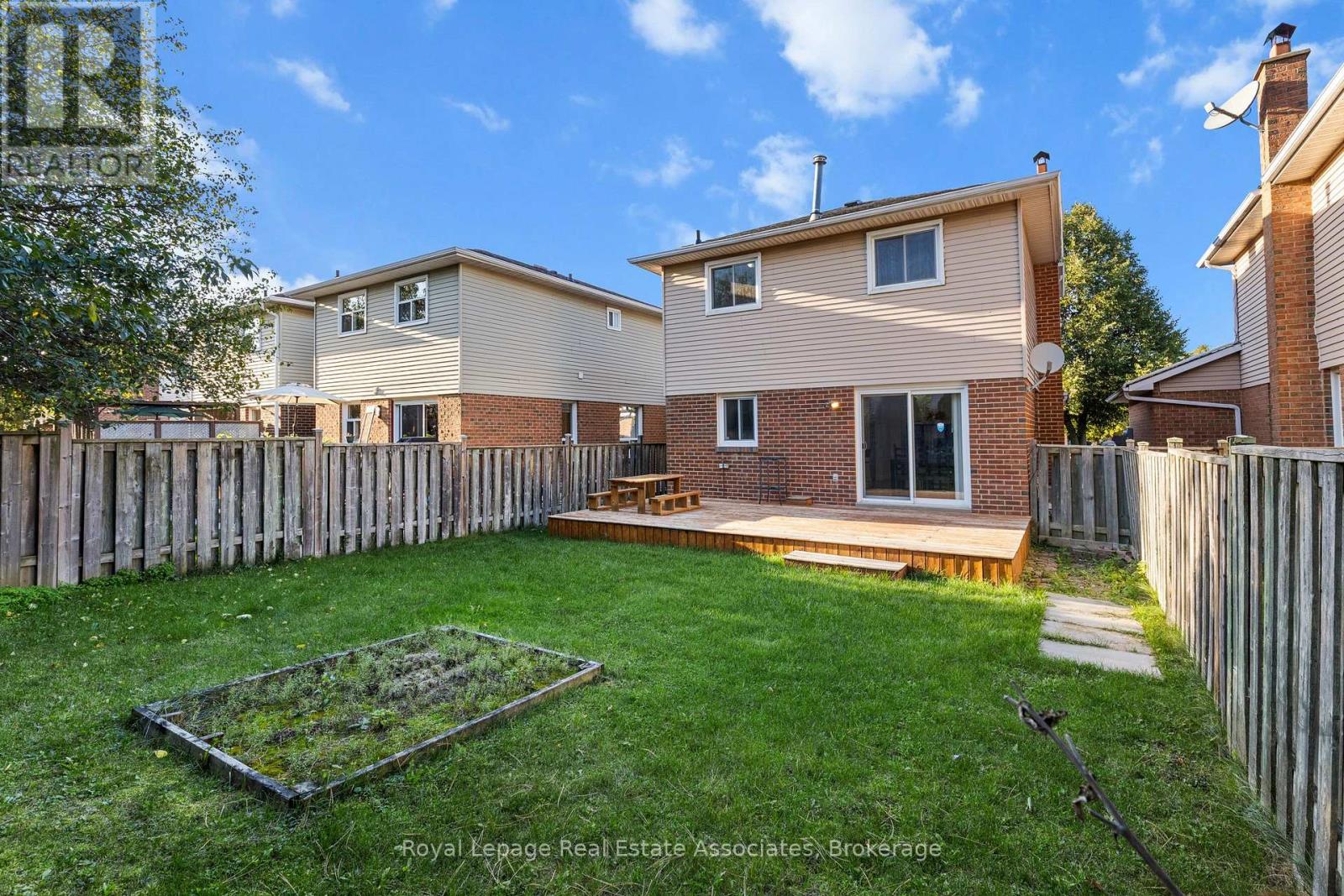 48 Summertime Court, Brampton, Ontario  L6Z 2B4 - Photo 19 - W12466680