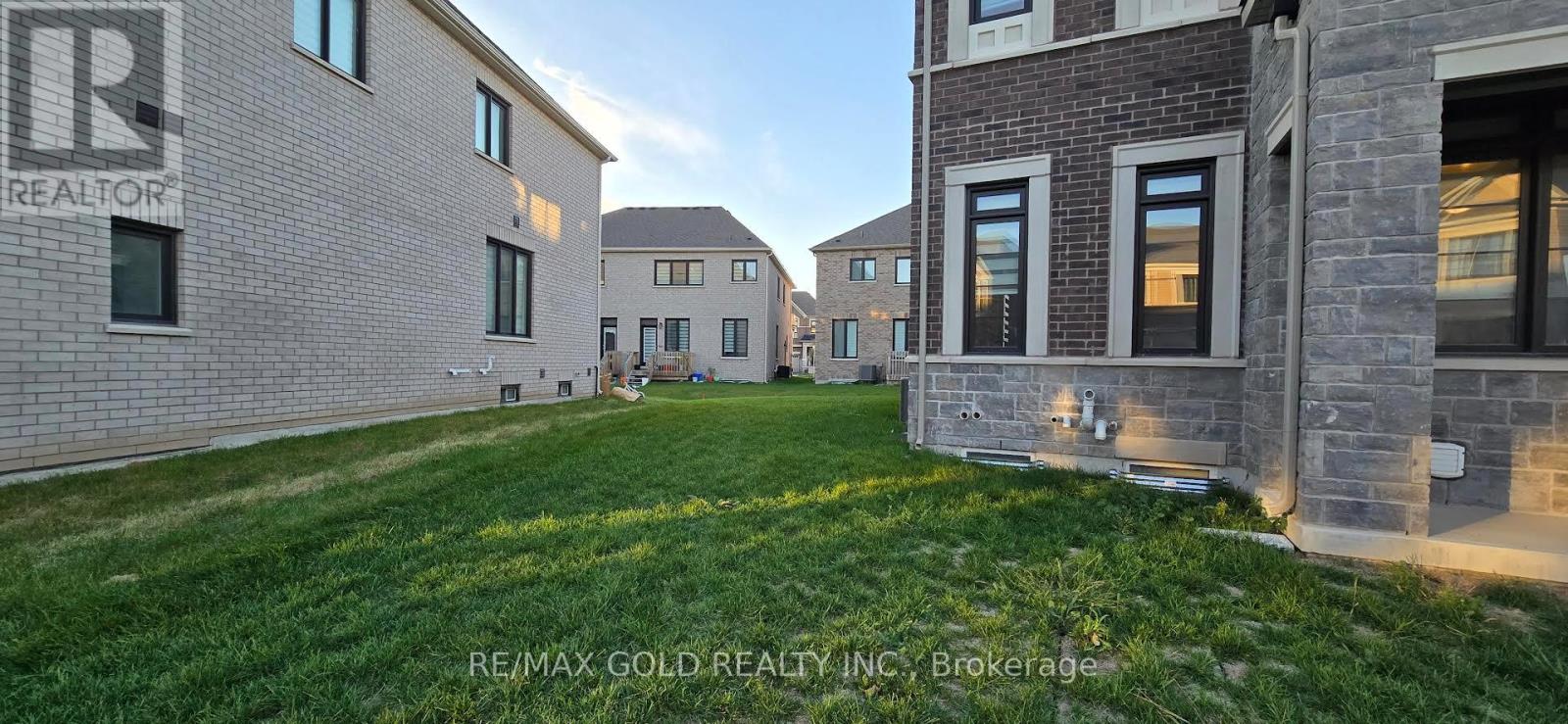 1442 Watercress Way, Milton, Ontario  L9E 1T8 - Photo 24 - W12466691