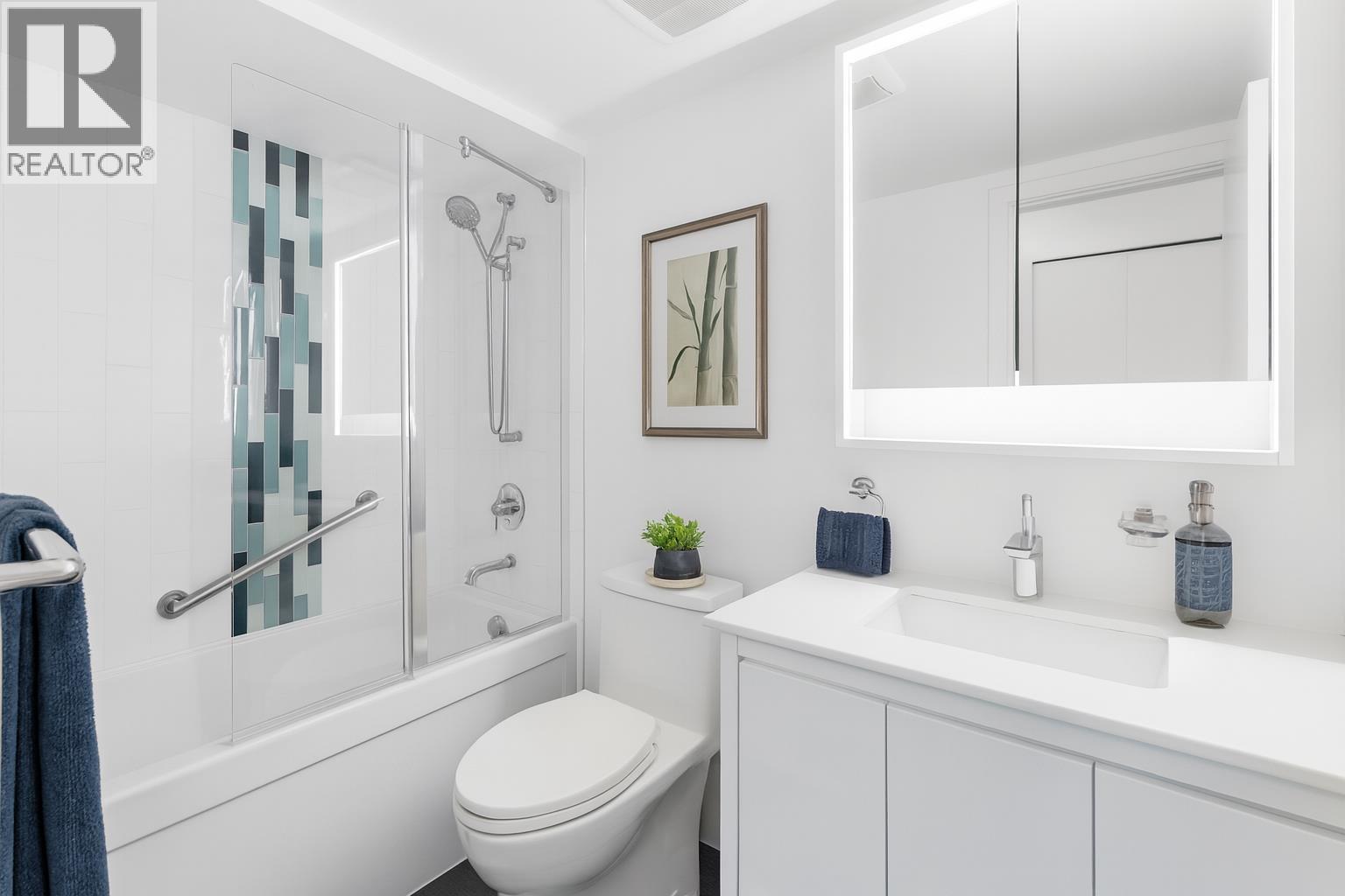 202 1422 E 3rd Avenue, Vancouver, British Columbia  V5N 5R5 - Photo 11 - R3042353