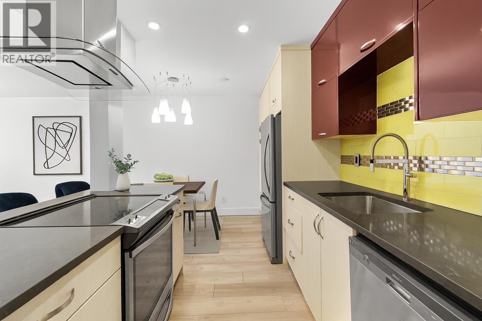 202 1422 E 3rd Avenue, Vancouver, British Columbia  V5N 5R5 - Photo 4 - R3042353