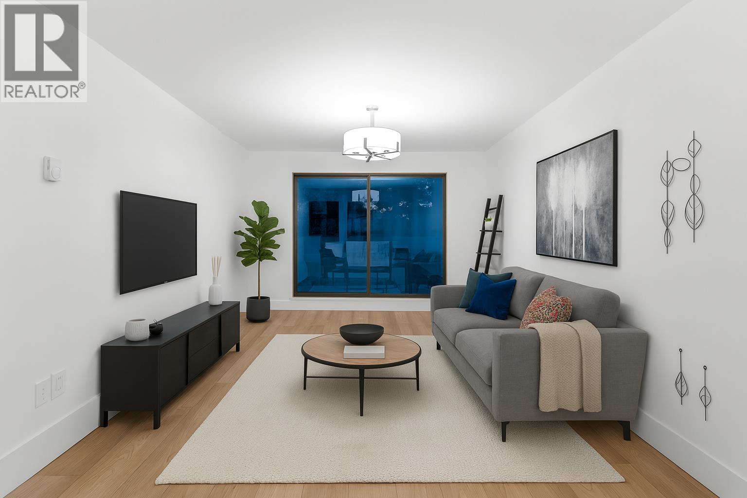 202 1422 E 3RD AVENUE, vancouver, British Columbia