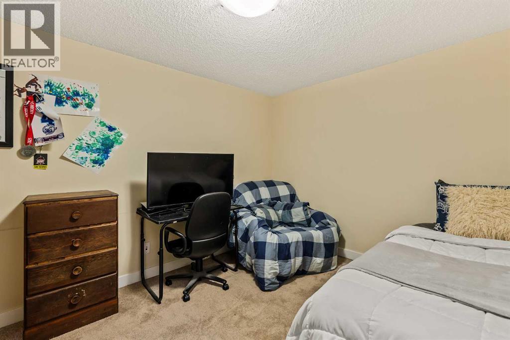 4915 43 Street Sw, Calgary, Alberta  T3E 3R2 - Photo 38 - A2264642