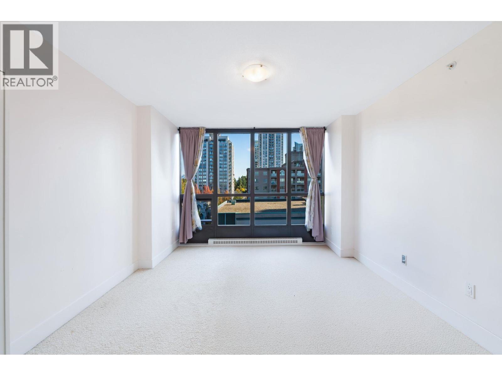 903 2959 Glen Drive, Coquitlam, British Columbia  V3B 0B8 - Photo 11 - R3058269