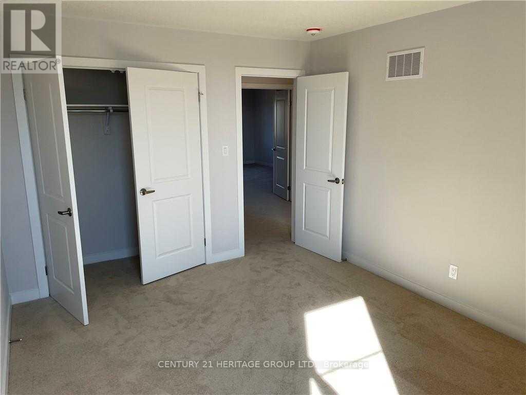6 Trailside Drive, Haldimand, Ontario  N0A 1S0 - Photo 17 - X12466578