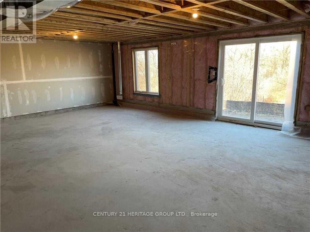 6 Trailside Drive, Haldimand, Ontario  N0A 1S0 - Photo 20 - X12466578