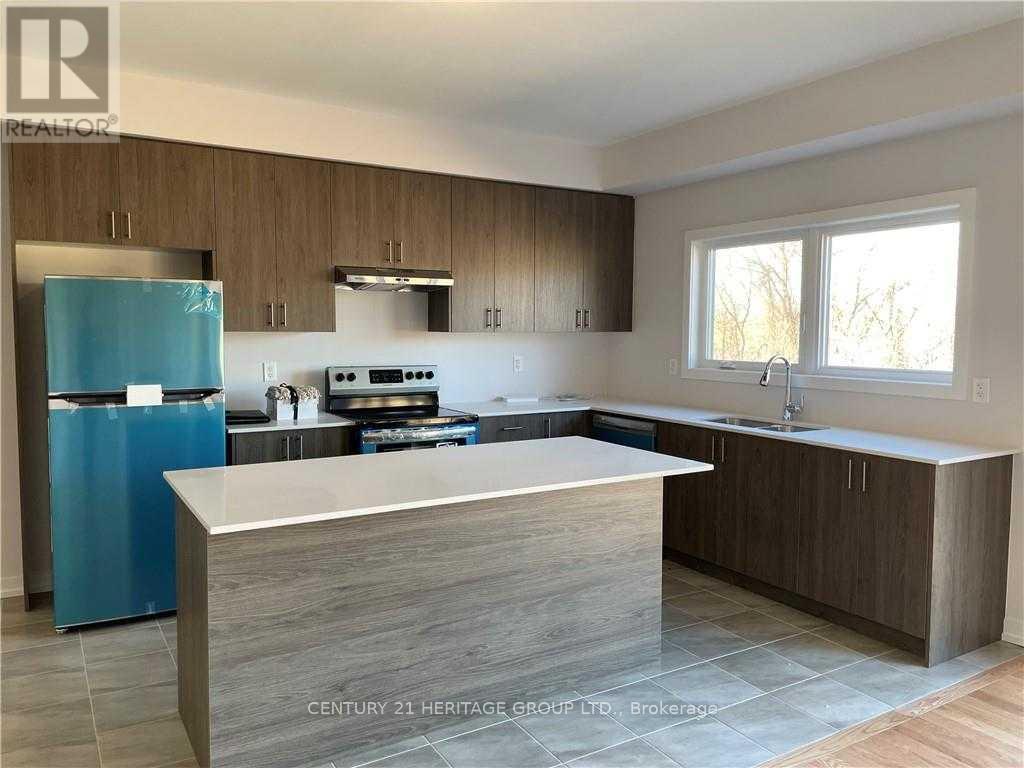 6 Trailside Drive, Haldimand, Ontario  N0A 1S0 - Photo 4 - X12466578